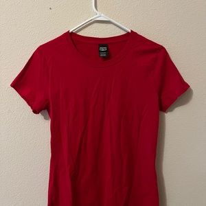 Red t-shirt